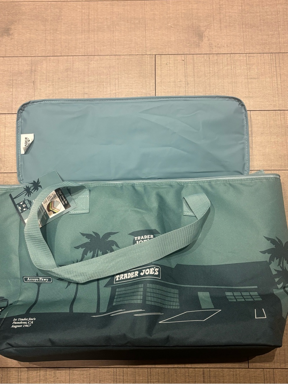 🔮Trader Joes🔮8 Gallon Teal Green Insulated Cooler Bag